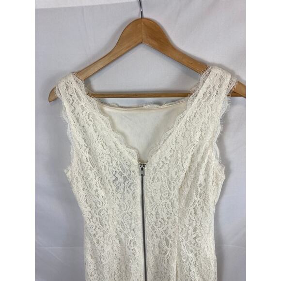 Adrianna Papell Cream Lace Overlay Sheath Dress Size 10 - Picture 6 of 7